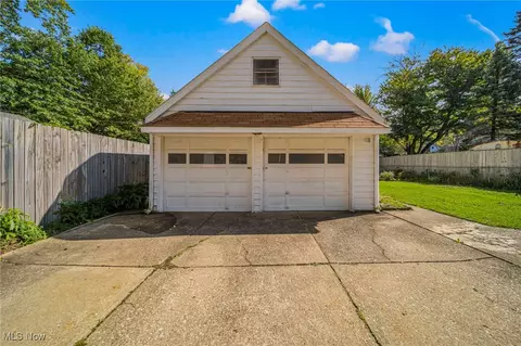 2075 E 226th St, Euclid, OH 44117 photo 31