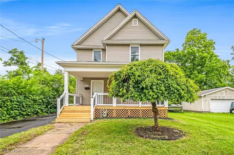 1115 W 43rd St, Ashtabula, OH 44004