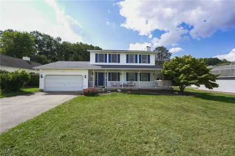 1039 Prescot Ave NW, Massillon, OH 44646