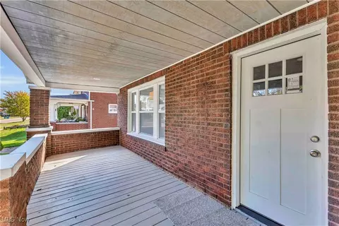 Exterior - 1810 E 34th St, Lorain, OH 44055 photo 2 of 7