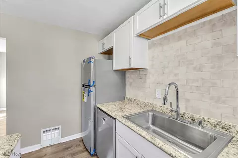Kitchen - 1810 E 34th St, Lorain, OH 44055 photo 3 of 3
