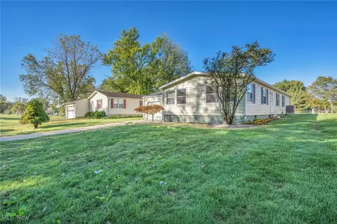 9 Sunset Dr, Lagrange, OH 44050 photo 5