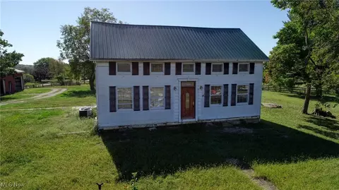 4896 High Hill Rd, Cambridge, OH 43725