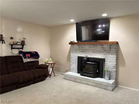 Living - 306 E 15th St, Dover, OH 44622 photo 8 of 8