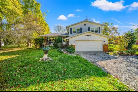 1450 Dadeyville Rd, Austinburg, OH 44010