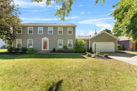 2474 Cardigan Dr, Akron, OH 44333