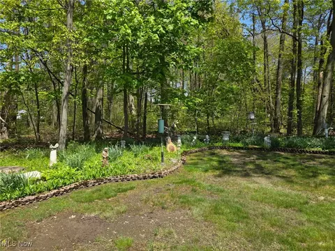 Exterior - 2543 Burlingham Dr, Ashtabula, OH 44004 photo 12 of 12