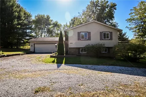 12562 Weygandt St NW, Canal Fulton, OH 44614