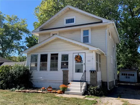 308 Olive St, Elyria, OH 44035