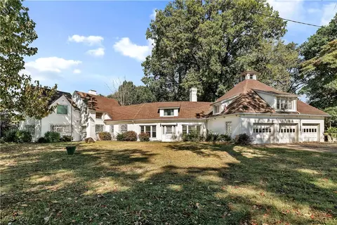3606 Rowland Ave NE, Canton, OH 44714