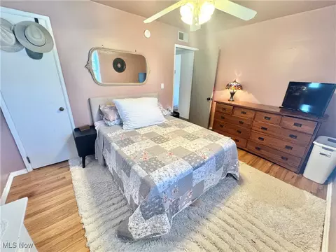 439 Berkshire Rd, Elyria, OH 44035 photo 14