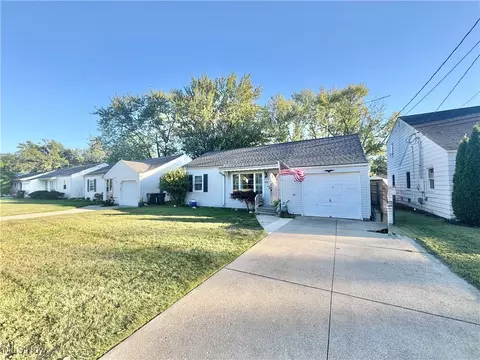 439 Berkshire Rd, Elyria, OH 44035 photo 27