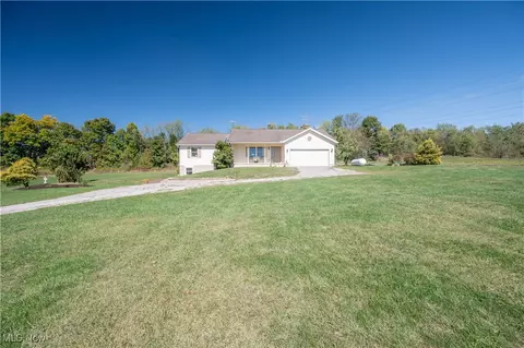 39528 Churchill Rd, Lisbon, OH 44432