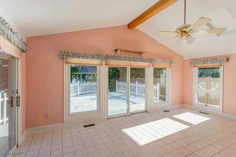 764 Poland Ave, Struthers, OH 44471 photo 10