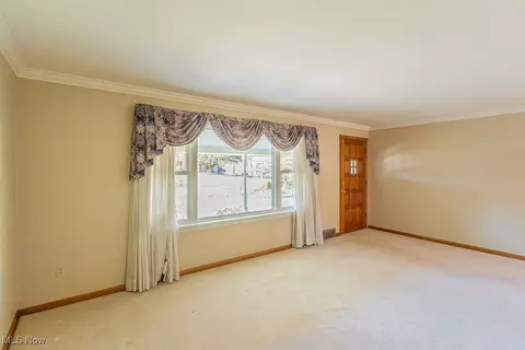 764 Poland Ave, Struthers, OH 44471 photo 2