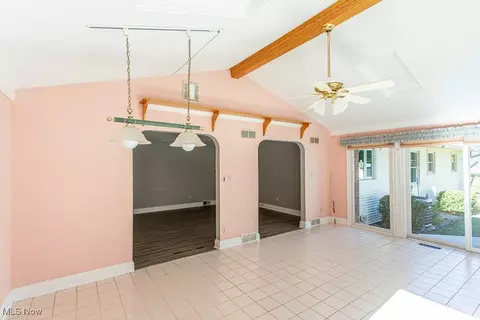 764 Poland Ave, Struthers, OH 44471 photo 8