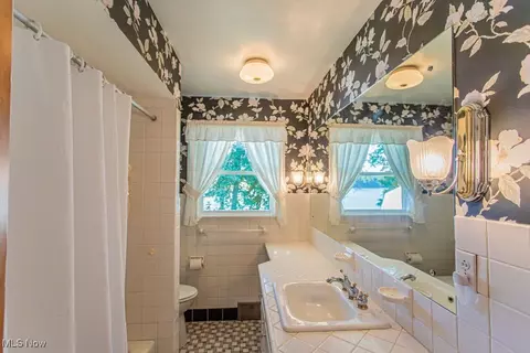 764 Poland Ave, Struthers, OH 44471 photo 14