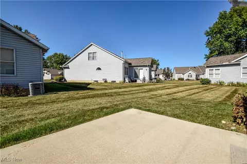 134 Gleneagle Dr, Elyria, OH 44035 photo 19