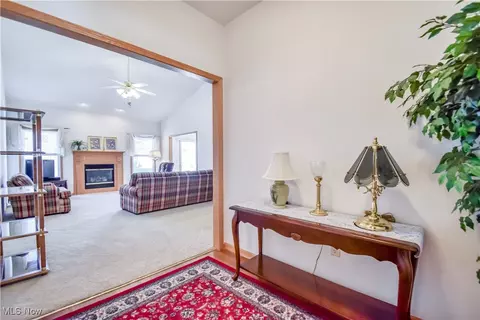 134 Gleneagle Dr, Elyria, OH 44035 photo 6