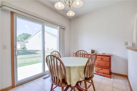 134 Gleneagle Dr, Elyria, OH 44035 photo 18