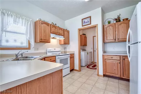 134 Gleneagle Dr, Elyria, OH 44035 photo 13