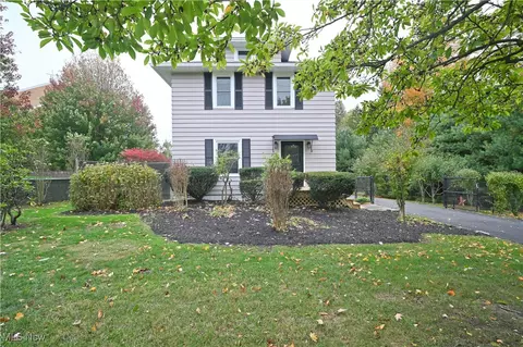 2667 Center Rd, Poland, OH 44514