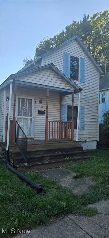 564 W Hopocan Ave, Barberton, OH 44203