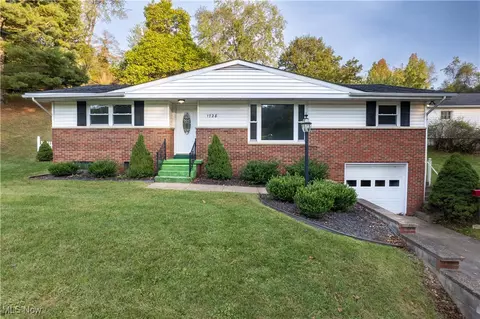 1728 Rosemar Rd, Parkersburg, WV 26105