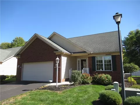 8121 Hitchcock Rd #10, Boardman, OH 44512