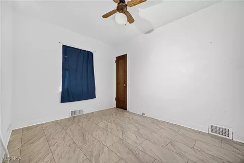 Bedroom - 74 E 214th St, Euclid, OH 44123 photo 1 of 2