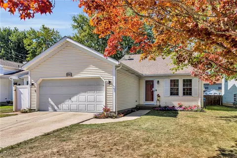 5930 Eastview Ave, North Ridgeville, OH 44039