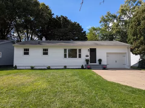 2626 Monterey St, Wooster, OH 44691