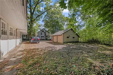594 Blaine Ave, Akron, OH 44310 photo 26