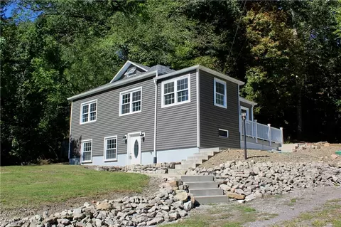 816 Youngstown Lowellville Rd, Lowellville, OH 44436