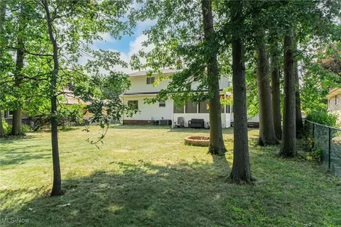 941 Meadview Dr, Parma, OH 44131 photo 44