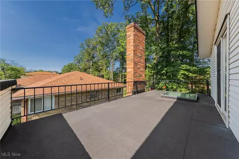 941 Meadview Dr, Parma, OH 44131 photo 40