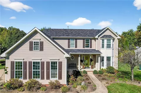 1561 Strauss Ln, Twinsburg, OH 44087