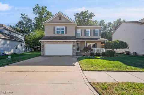 39030 Arcadia Cir, Willoughby, OH 44094