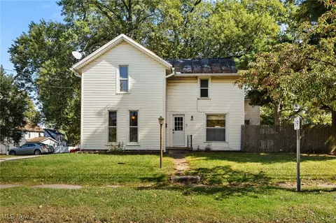 1115 Cottage St, Ashland, OH 44805