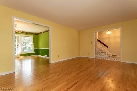 7650 Fairview Ave, Mentor, OH 44060 photo 4