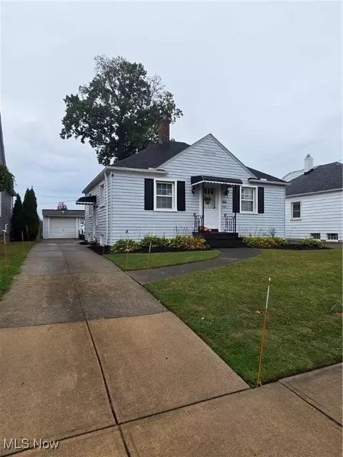 4781 W 32nd St, Cleveland, OH 44109