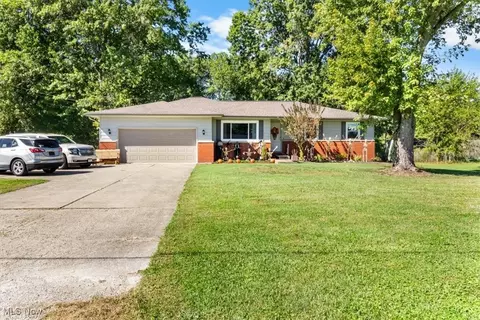 13400 Cowley Rd, Columbia Station, OH 44028