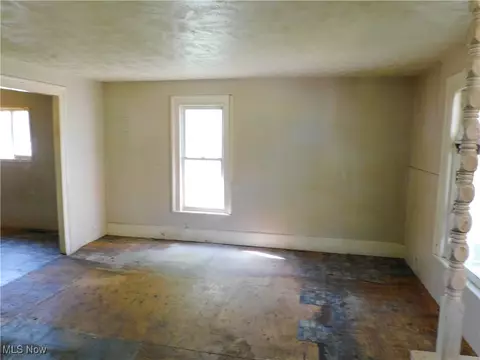 Living - 814 W 58th St, Ashtabula, OH 44004 photo 1 of 3