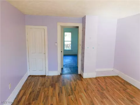 Bedroom - 814 W 58th St, Ashtabula, OH 44004 photo 2 of 4