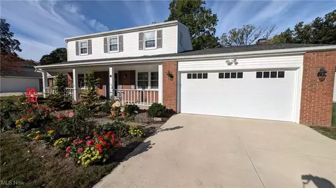 Exterior - 720 Strowbridge Dr, Huron, OH 44839 photo 2 of 10
