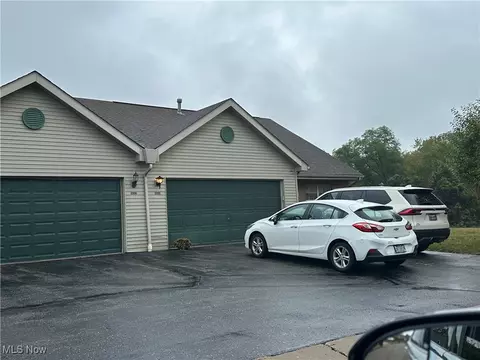 4313 Steuben Woods Dr, Steubenville, OH 43953