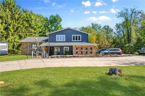 8193 Hartman Rd, Wadsworth, OH 44281