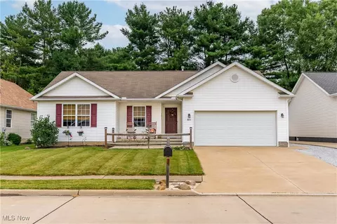 3610 Kenyon Creek Ave NW, Massillon, OH 44647