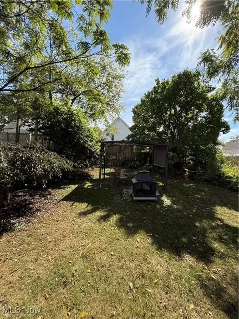 120 Mound St, Elyria, OH 44035 photo 17