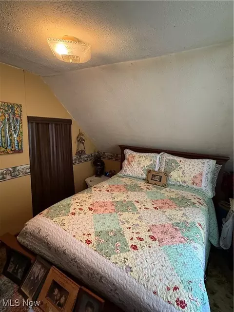 120 Mound St, Elyria, OH 44035 photo 13